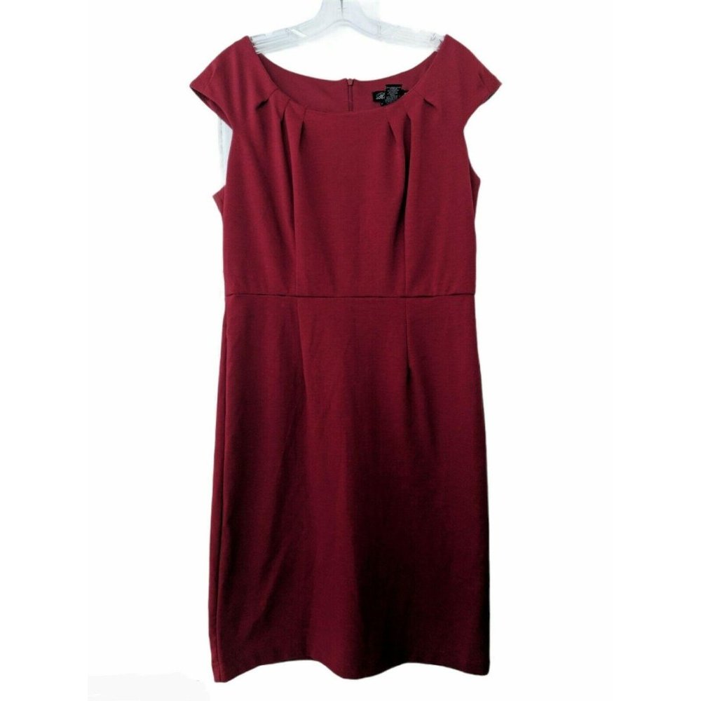 Roulette Red Stretch Cap Sleeve Dress Size 12